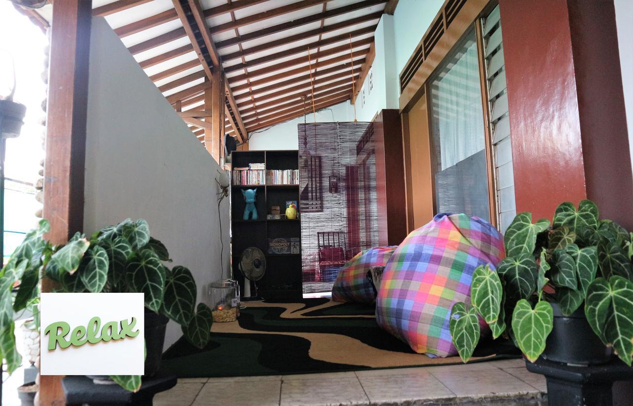 Kembar Guesthouse Yogyakarta Exterior foto